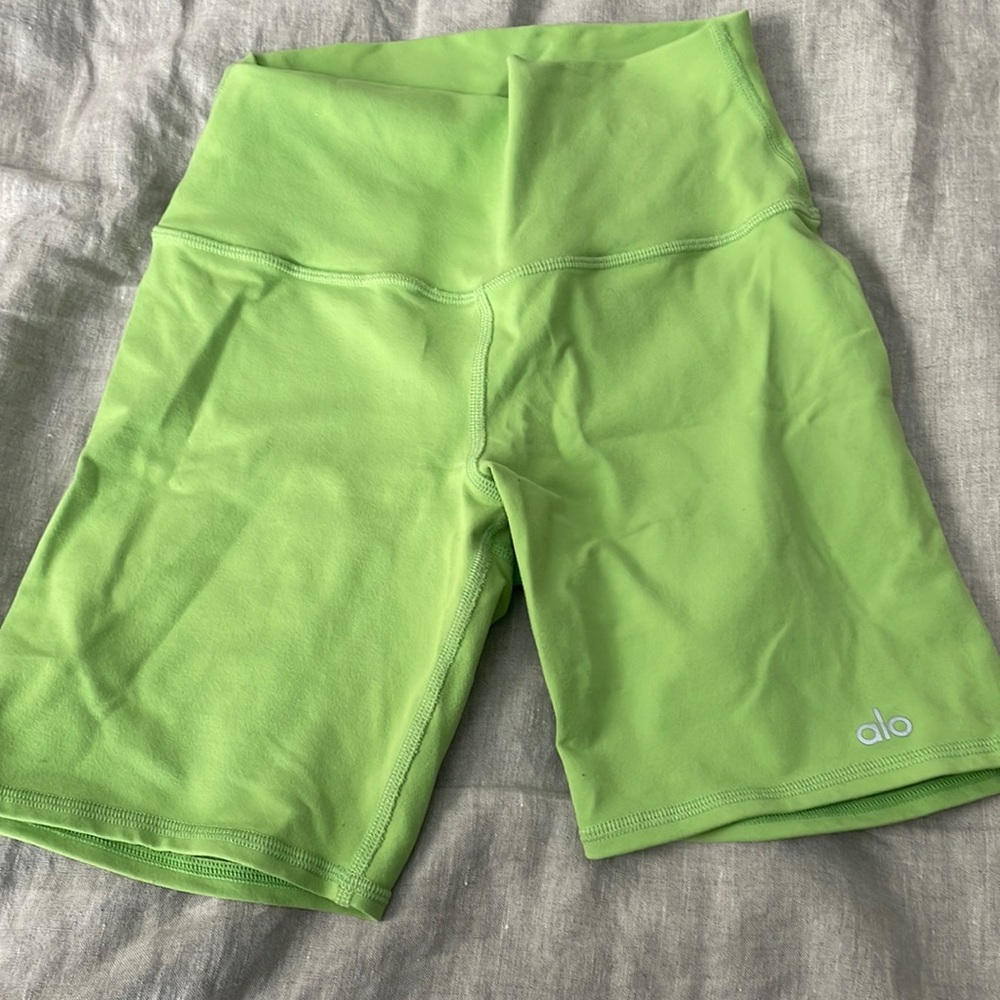 All yoga Xs bike shorts